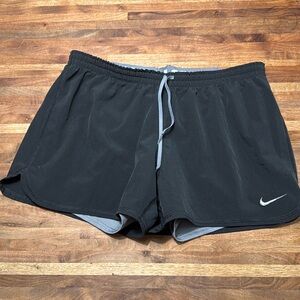 Nike Dri-Fit Shorts Black w/grey liner Size L